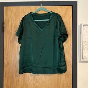 Never worn silk pajamas set